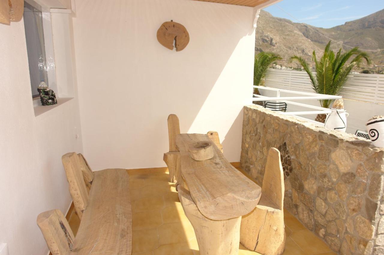 Kalipso Villas Períssa Extérieur photo